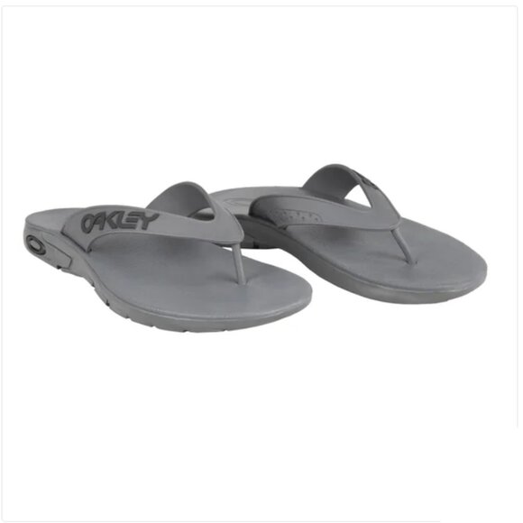 Oakley Men's B1B Grey Flip Flop  NWT - Picture 1 of 6